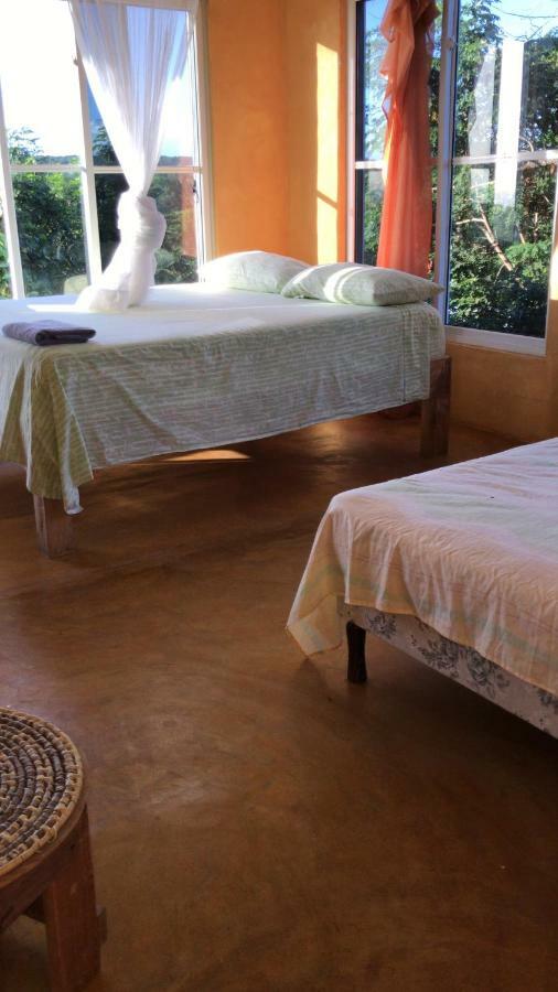Hotel Welcoming Vibes à Treasure Beach Extérieur photo
